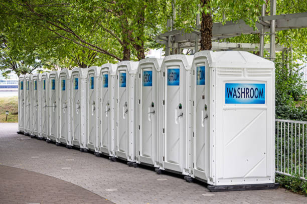 Best Portable restroom trailer rental  in Sistersville, WV